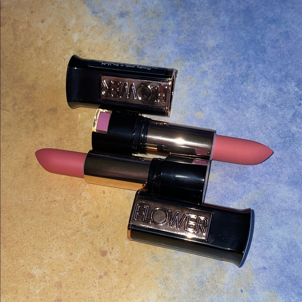 FLOWER New Luxury Lipstick SWEET PEONY x2